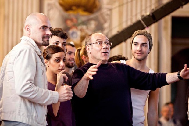 Carlo-Verdone-sul-set-di-Cenerentola